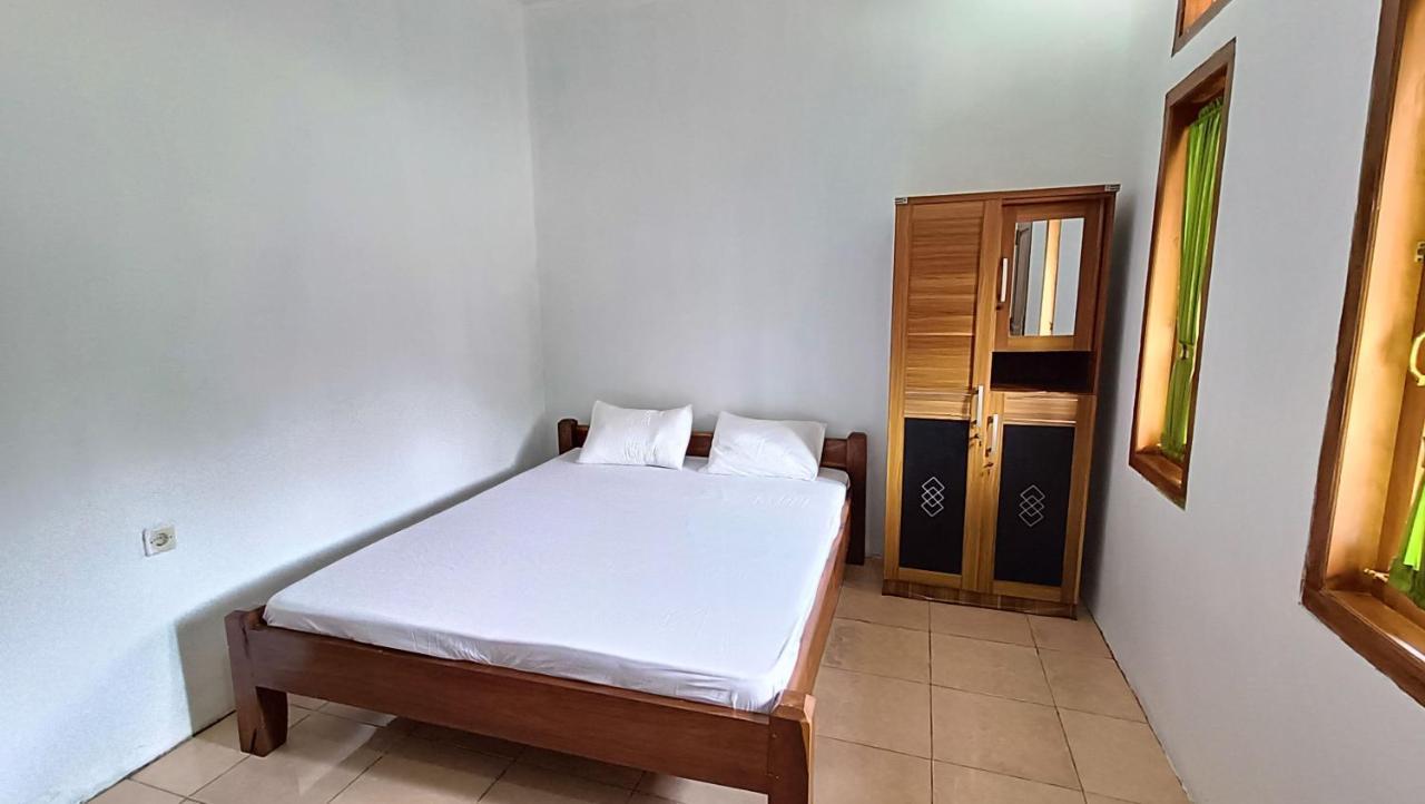Jogo Segoro Homestay Mitra Reddoorz Near Pantai Sundak Gunungkidul Ngandong Esterno foto