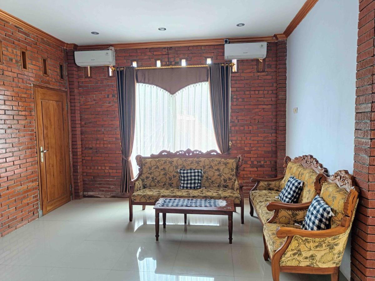 Jogo Segoro Homestay Mitra Reddoorz Near Pantai Sundak Gunungkidul Ngandong Esterno foto